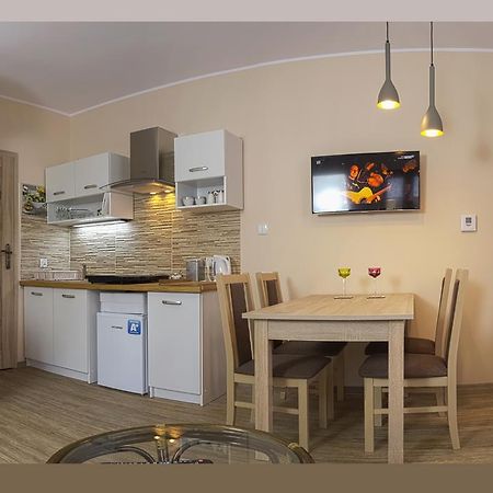 Cozy Apartment With Garden Gdańsk Exteriör bild