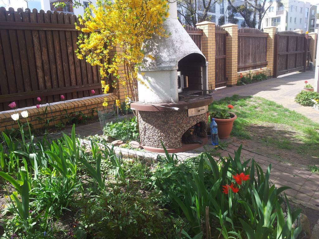Cozy Apartment With Garden Gdańsk Exteriör bild
